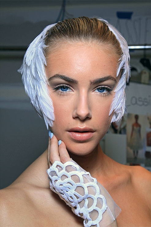 Свадебные прически 2013