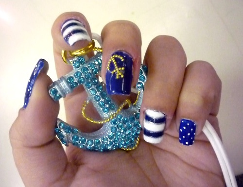 Лепка на ногтях