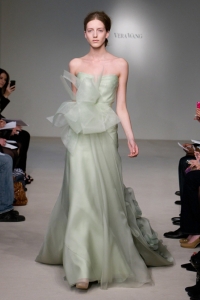 свадебные платья сезон весна-лето 2012 свадебные платья сезон весна-лето 2012