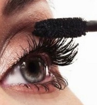 Гипоаллергенная тушь для ресниц: спасение для чувствительных глаз