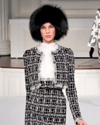 Модные меховые головные уборы 2012 Модные меховые головные уборы 2012