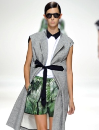 жилеты весна-лето 2012 Dries van Noten жилеты весна-лето 2012 Dries van Noten