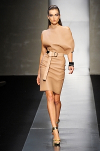 цвета весны лето 2012 Gianfranco Ferre цвета весны лето 2012 Gianfranco Ferre