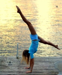 занятия акробатикой занятия акробатикой