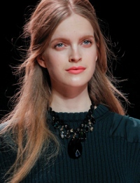 стрижки 2012 Nina Ricci стрижки 2012 Nina Ricci