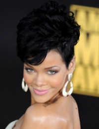 Стильные прически на Новый год Стильные прически на Новый год