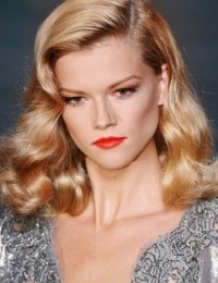 Стильные прически средней длины 2012 Стильные прически средней длины 2012