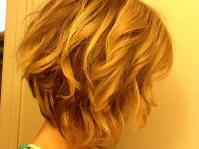 объемные градуированные стрижки на короткие вьющиеся волосы объемные градуированные стрижки на короткие вьющиеся волосы