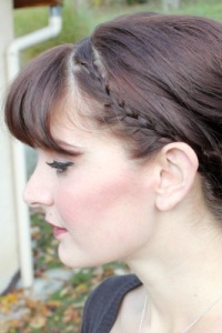 заплетенная челка от макушки заплетенная челка от макушки