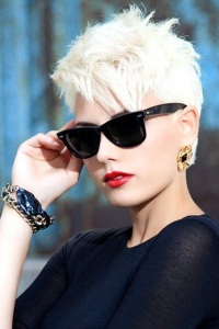 короткие стрижки с челкой большой длины короткие стрижки с челкой большой длины