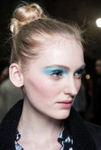 прически для тонких волос 2013-2014 Aquilano Rimondi прически для тонких волос 2013-2014 Aquilano Rimondi