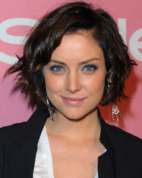 прически для коротких волнистых волос прически для коротких волнистых волос