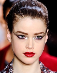 Тенденции макияжа осень-зима 2011-2012 Тенденции макияжа осень-зима 2011-2012