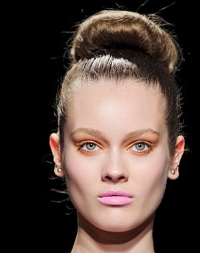 Тенденции макияжа осень-зима 2011-2012 Тенденции макияжа осень-зима 2011-2012