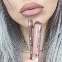 как правильно наносить косметику на губы как правильно наносить косметику на губы