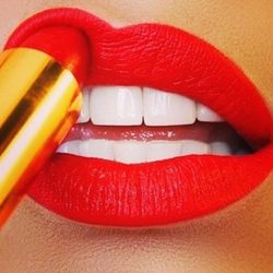как правильно красить губы как правильно красить губы