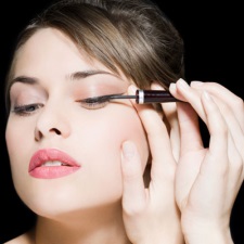 черная подводка черная подводка