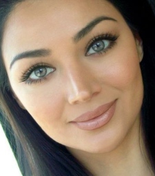 повседневный макияж с бежевыми тенями серых глаз повседневный макияж с бежевыми тенями серых глаз