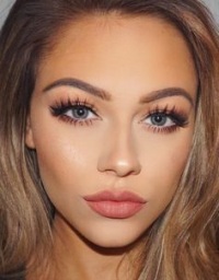 как сделать губы больше с помощью косметики