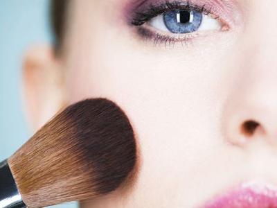 как наносить румяна как наносить румяна