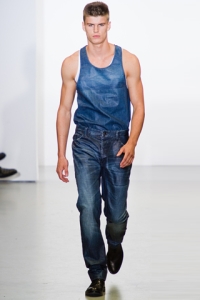 мужские джинсы 2012 Calvin Klein мужские джинсы 2012 Calvin Klein