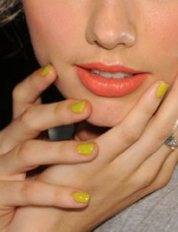 форма ногтей 2012 Karen Walker форма ногтей 2012 Karen Walker