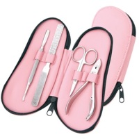 Инструменты для маникюра - какие действительно необходимы?