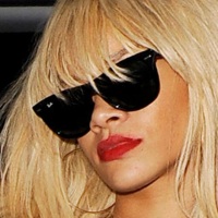 темные очки знаменитостей Рианна темные очки знаменитостей Рианна